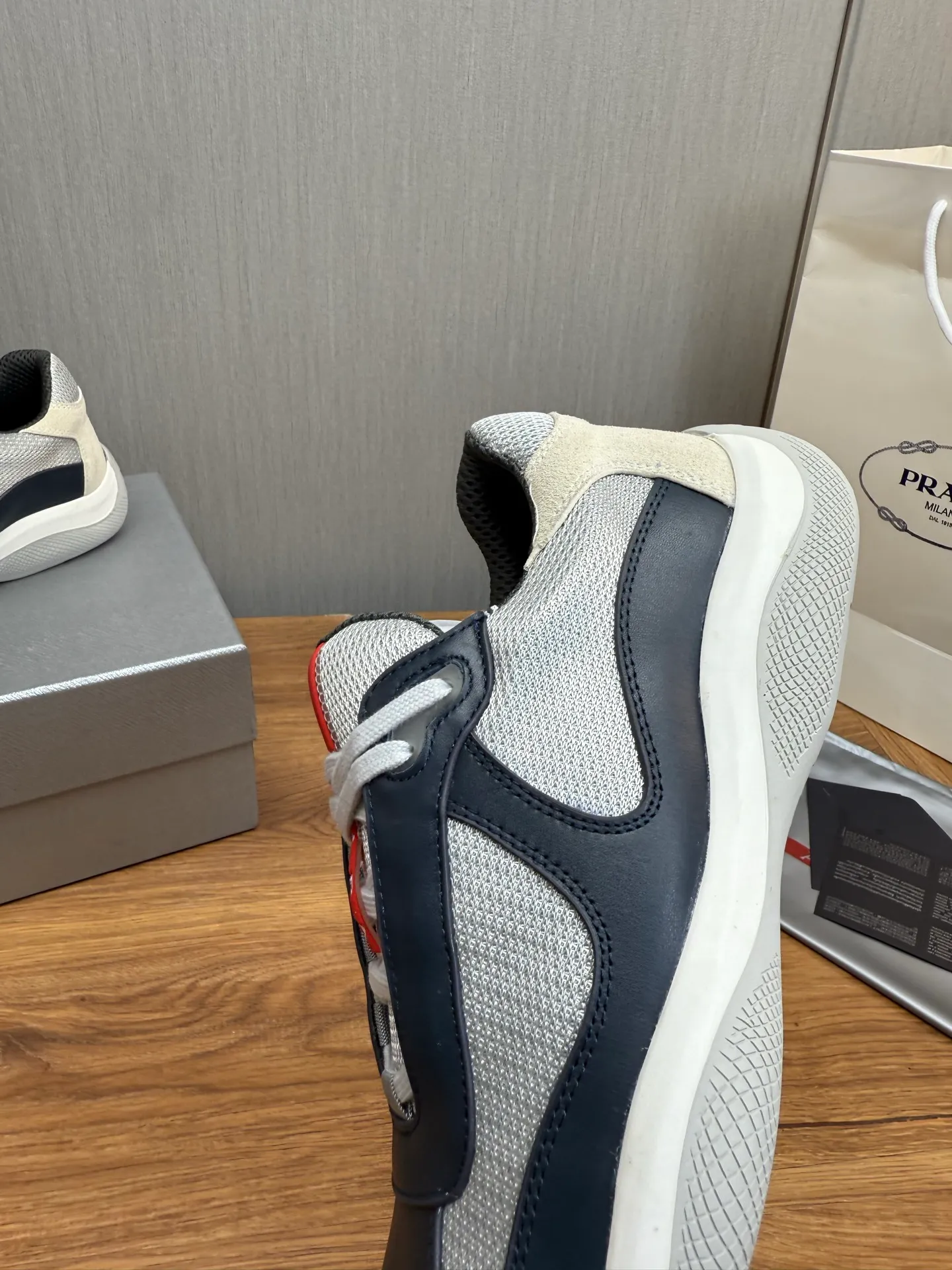Men's shoes 💰560💰 [PRADA] Men's shoes are popular in the counter, official website is synchronized, 1 high-quality shipment ✔️Original cowhide upper + cowhide lining, 1🆚1 replica, original sole, 38-45 (45 customized, non-refundable)